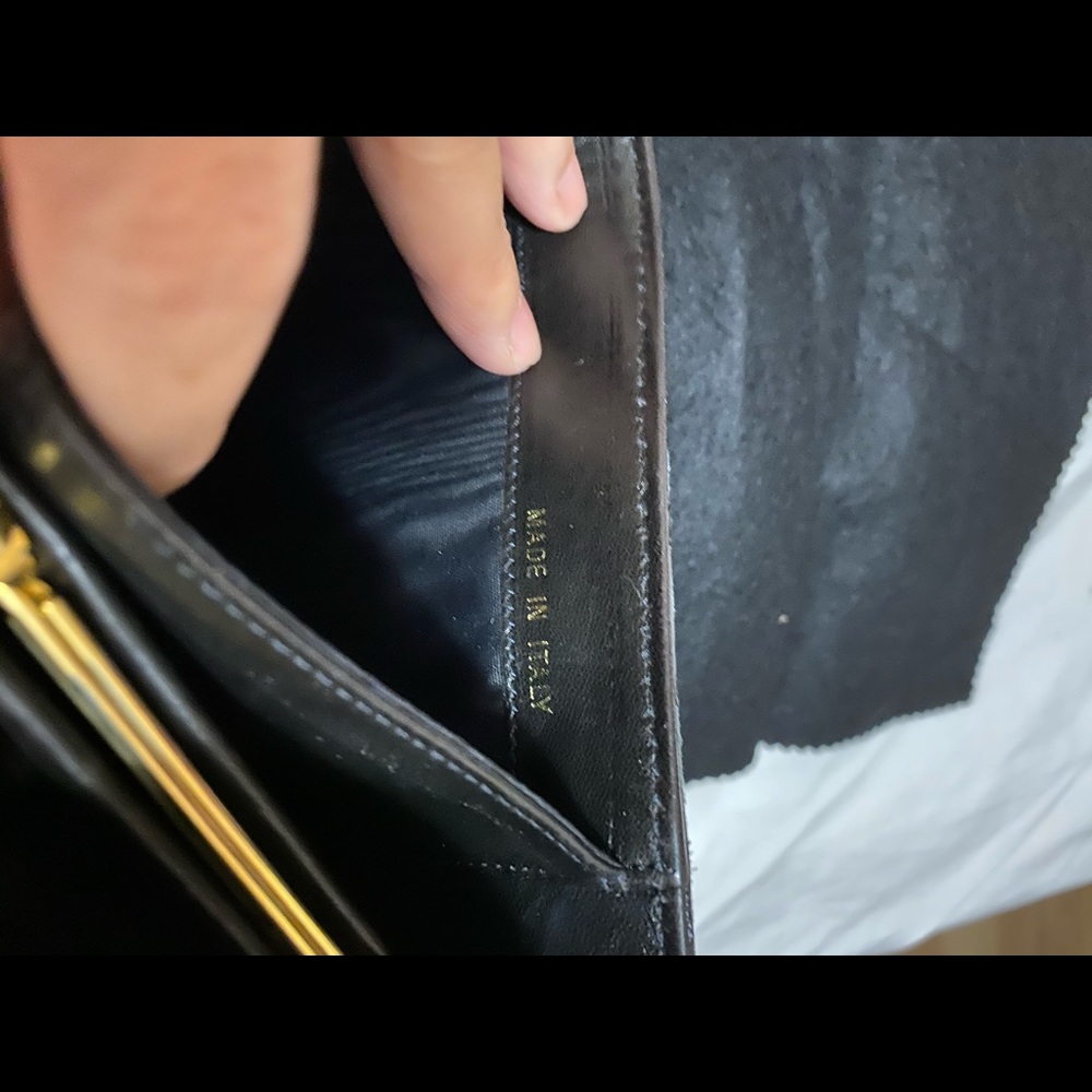 Authentic Chanel semi clutch wallet, authentic - Picture 13 of 16
